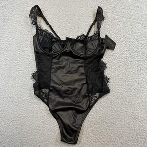 Frederick's Of Hollywood Amelie Teddy Womens Medium Black Lace Lingerie Bodysuit